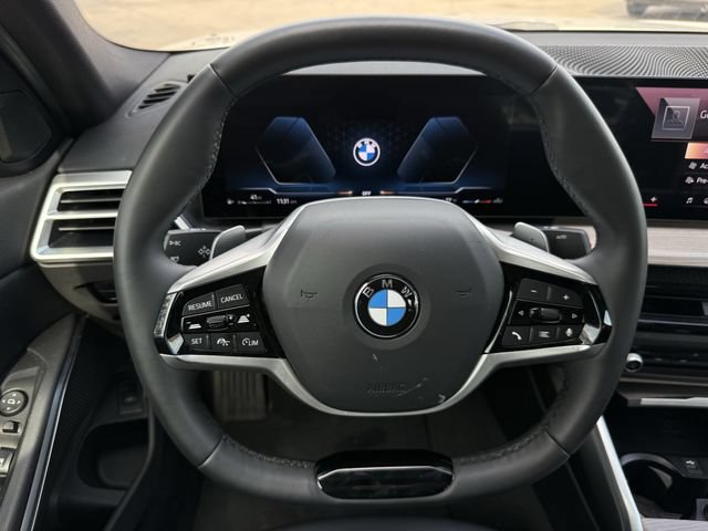 Used 2025 BMW 330i xDrive Sedan AWD/4WD image 13