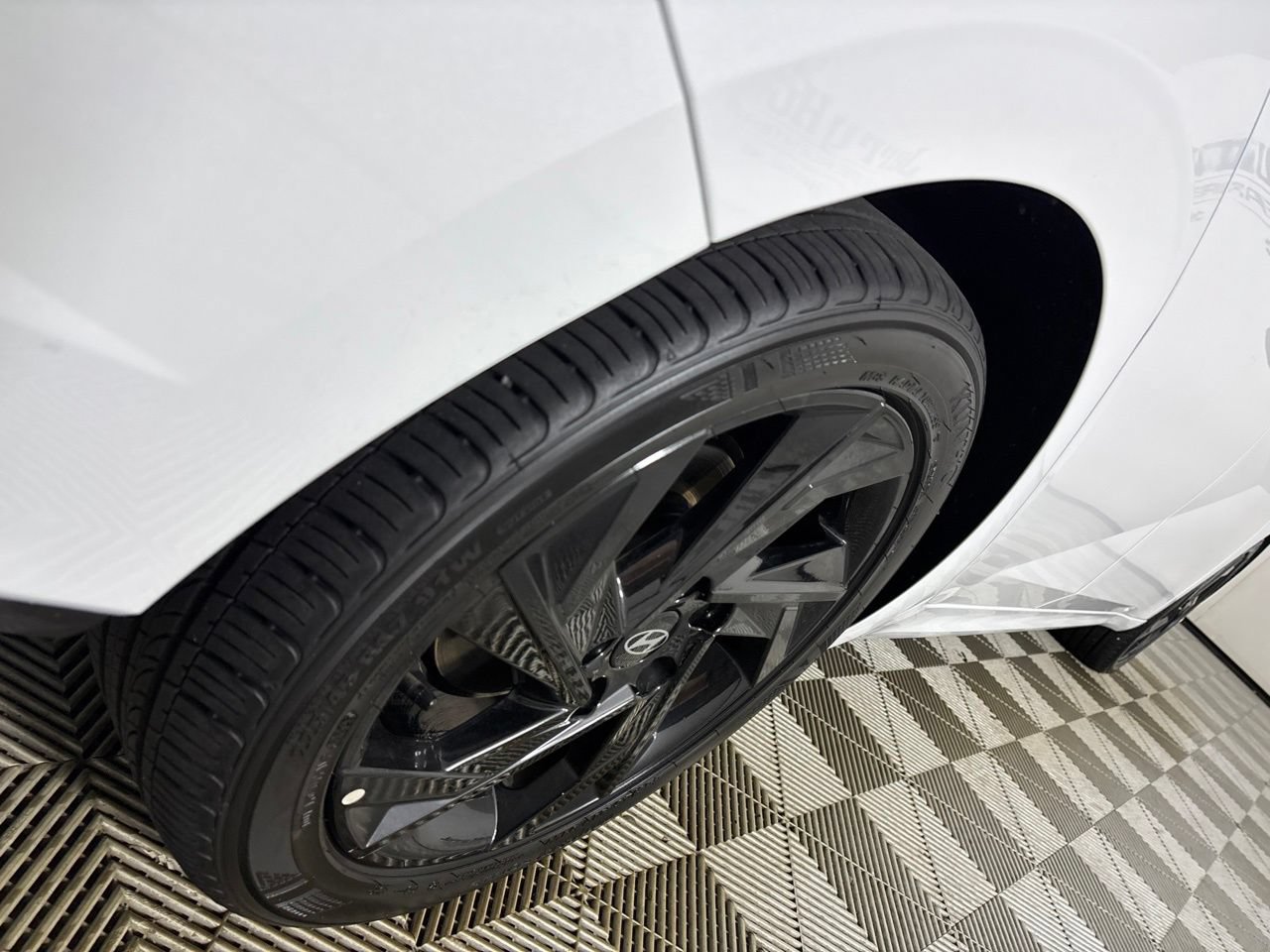 Used 2026 Hyundai Elantra Sport FWD image 33