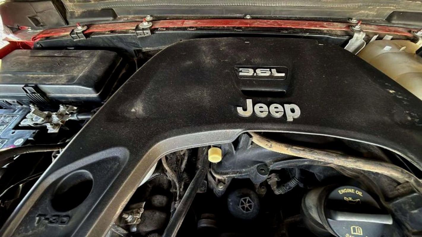 Used 2018 Jeep Wrangler Unlimited Sport S image 19