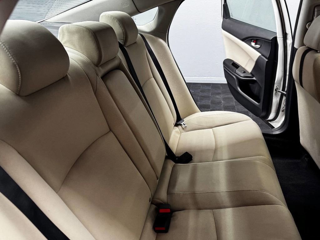 Used 2019 Honda Civic EX image 49