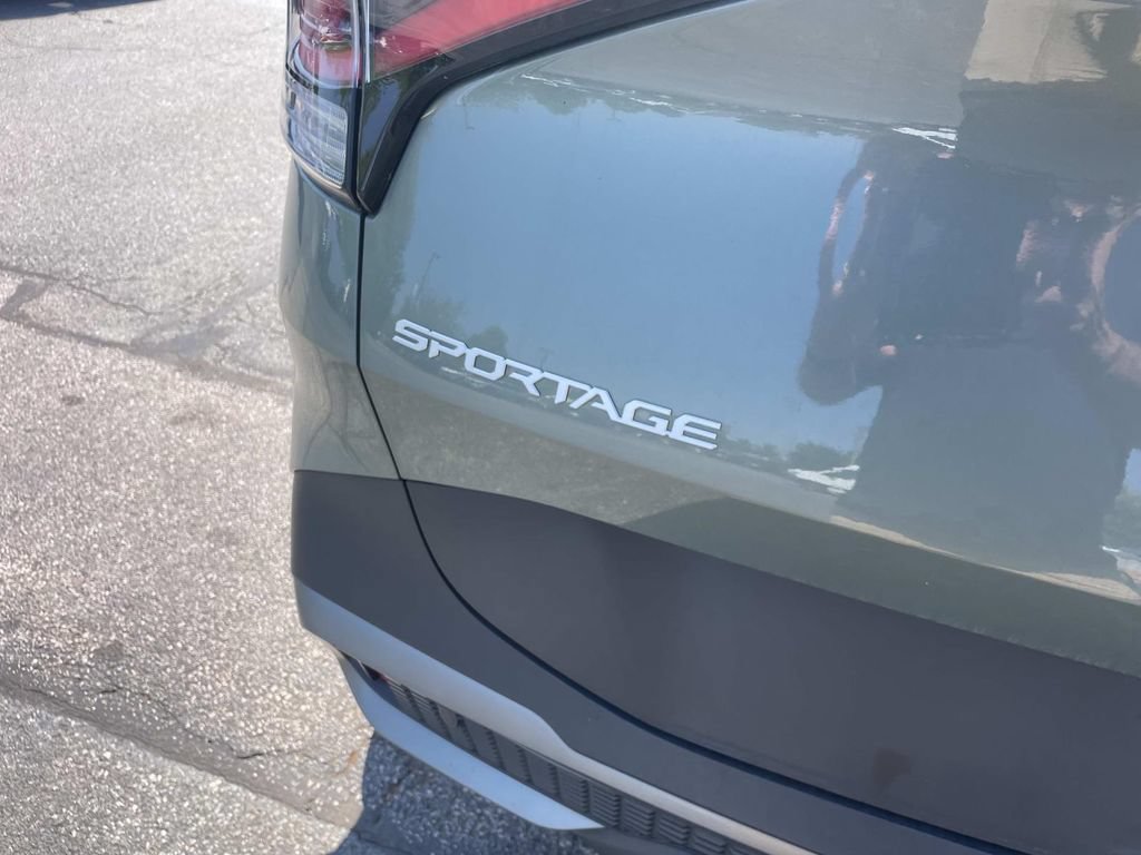 Used 2024 Kia Sportage X-Line w/ X-Line Premium Package AWD/4WD image 5