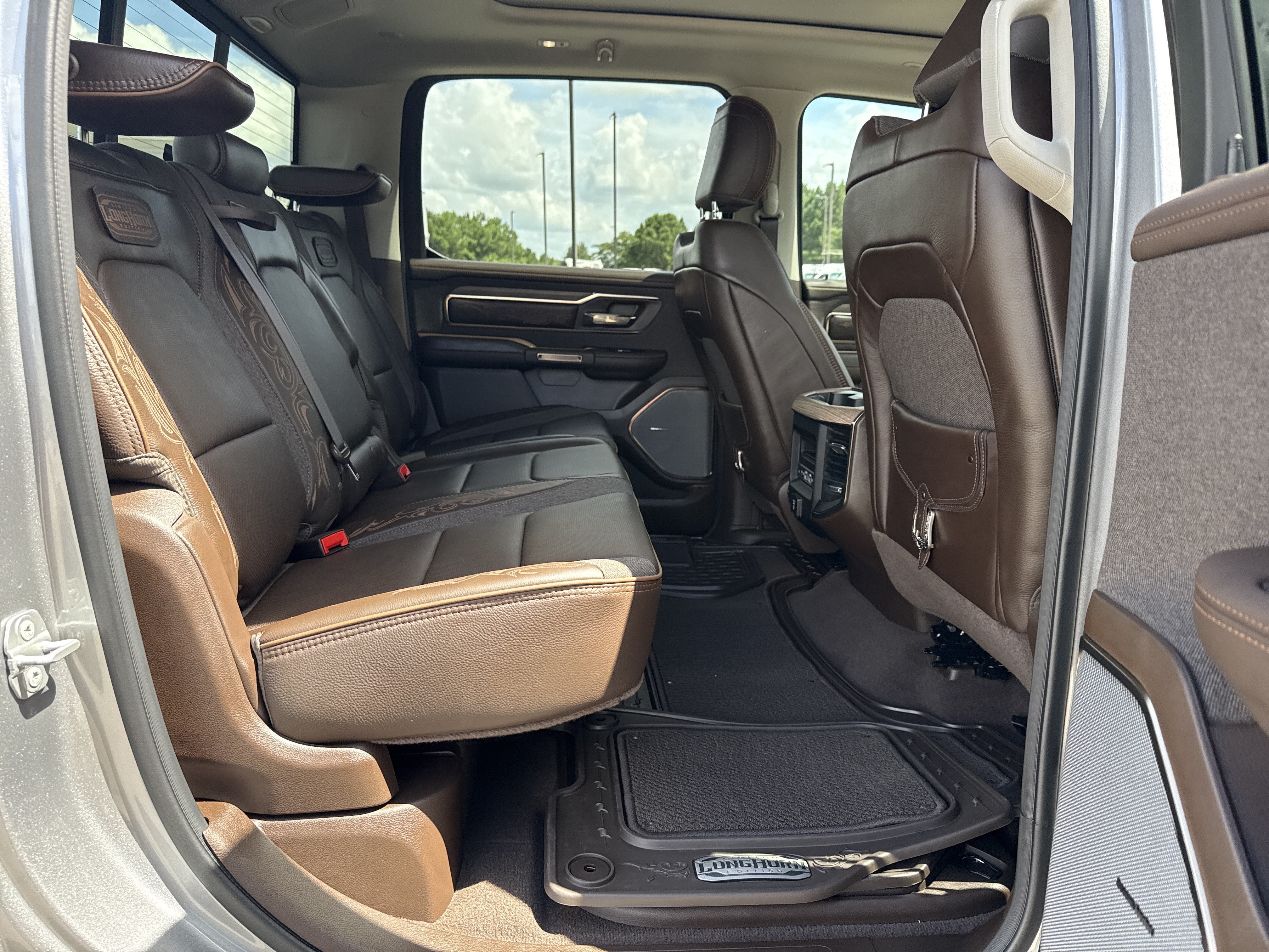 Used 2026 RAM 1500 Limited AWD/4WD image 15