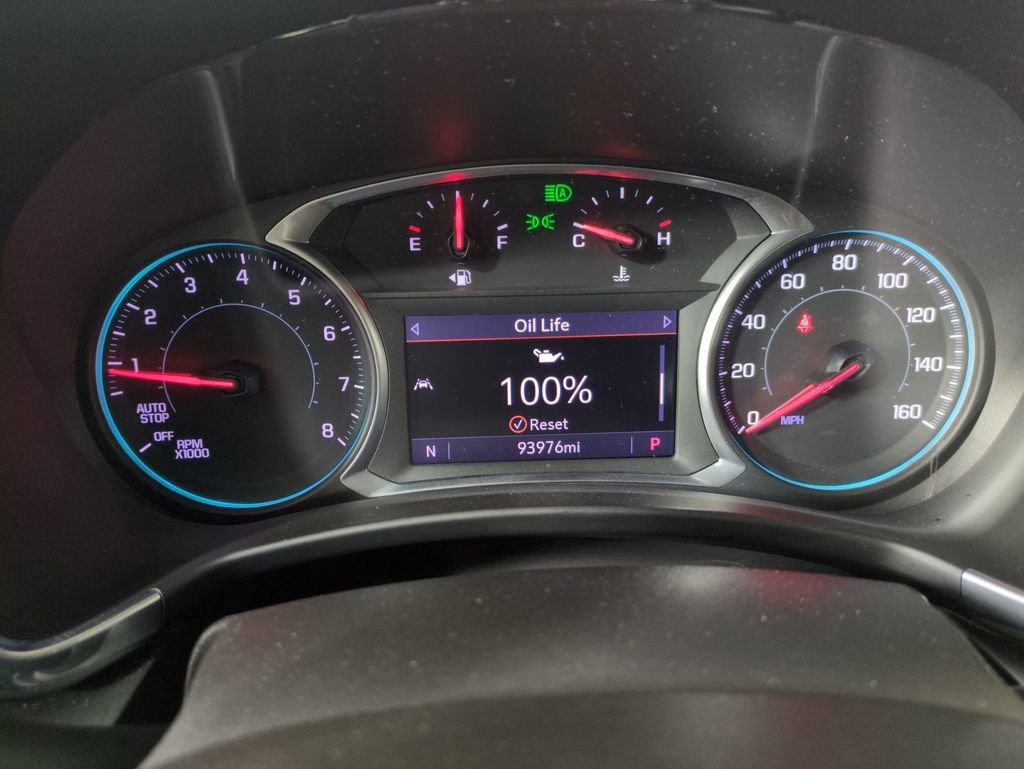 Used 2020 Chevrolet Equinox LT image 18