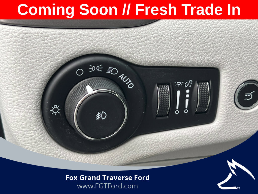 Used 2020 Jeep Cherokee Latitude Lux w/ Comfort/Convenience Group AWD/4WD image 17