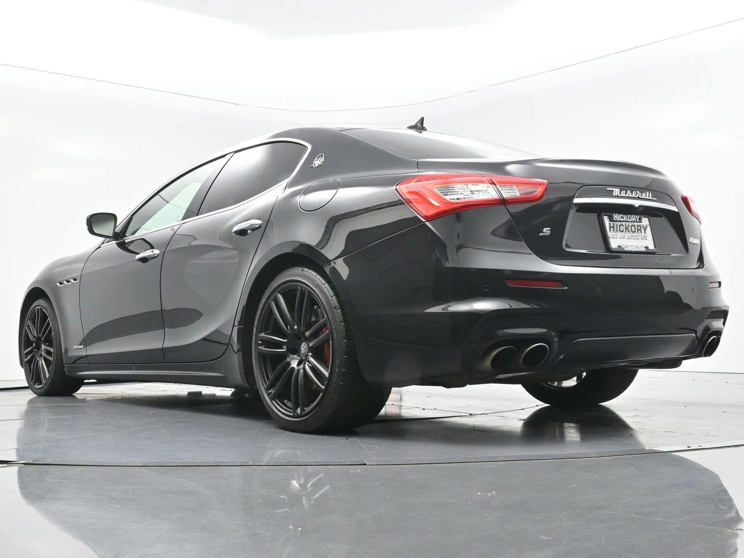 Used 2018 Maserati Ghibli S GranSport RWD image 47