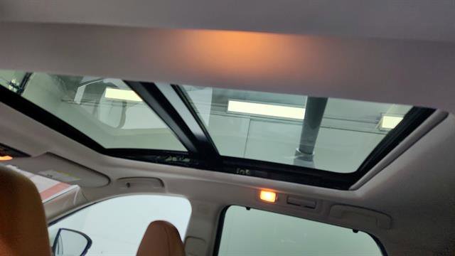 Certified 2023 Nissan Pathfinder Platinum FWD image 13