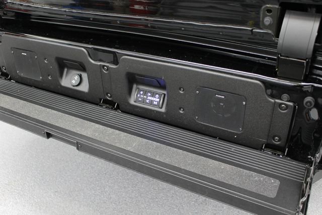 Certified 2024 GMC Sierra 1500 AT4 w/ Technology Package image 14