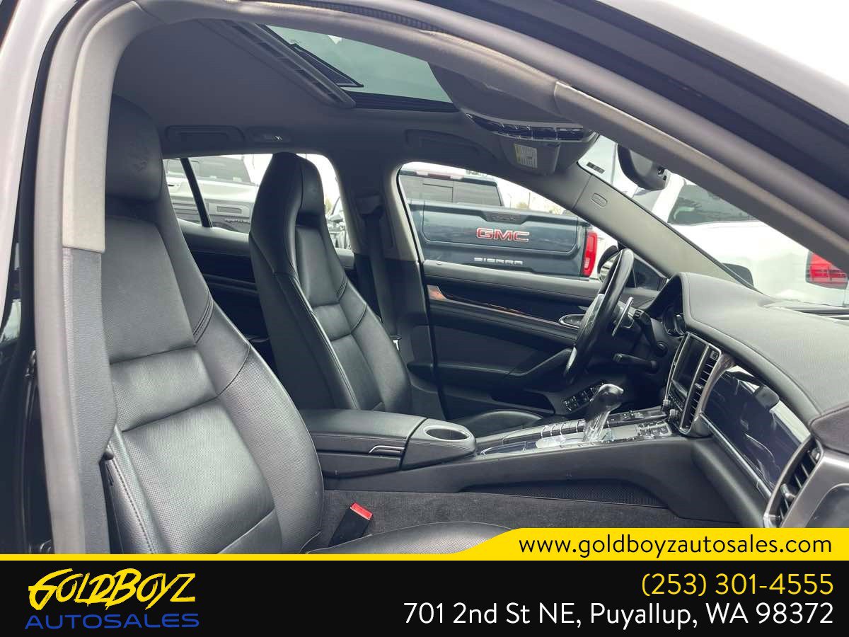 Used 2016 Porsche Panamera 4 AWD/4WD image 19