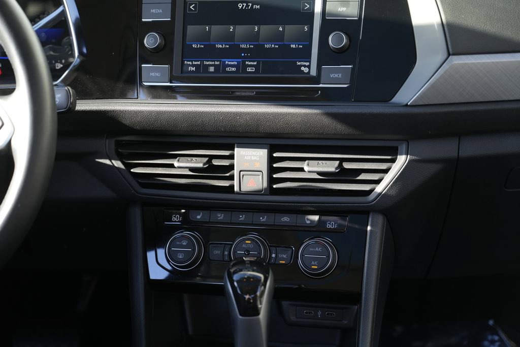 Used 2023 Volkswagen Jetta SE FWD image 42