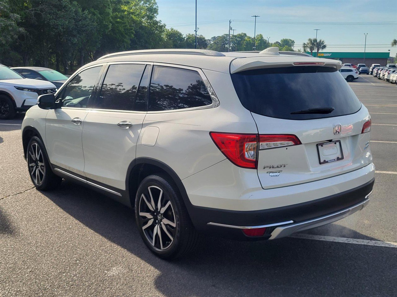 Used 2019 Honda Pilot Elite image 6