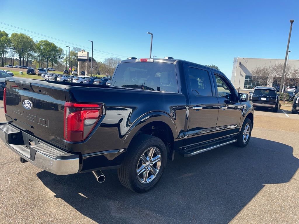 Used 2025 Ford F150 XLT w/ Equipment Group 301A Standard image 9