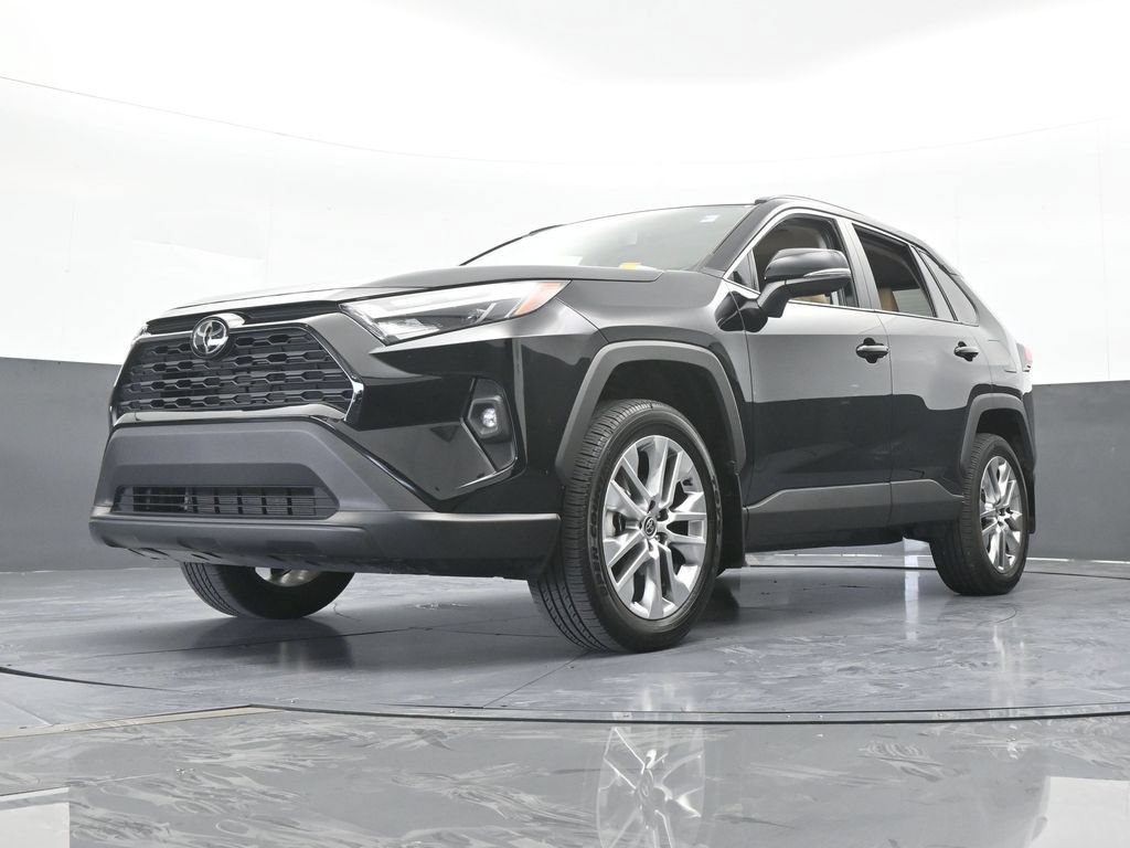 Used 2025 Toyota RAV4 XLE Premium FWD image 58