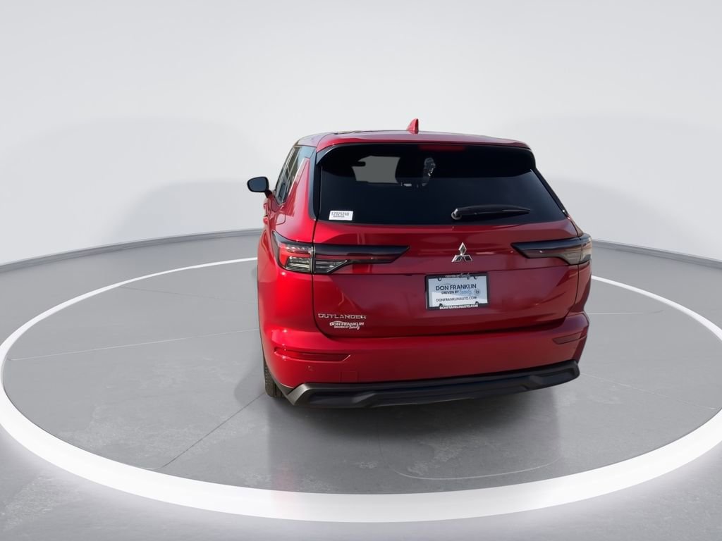 New 2026 Mitsubishi Outlander ES FWD image 7