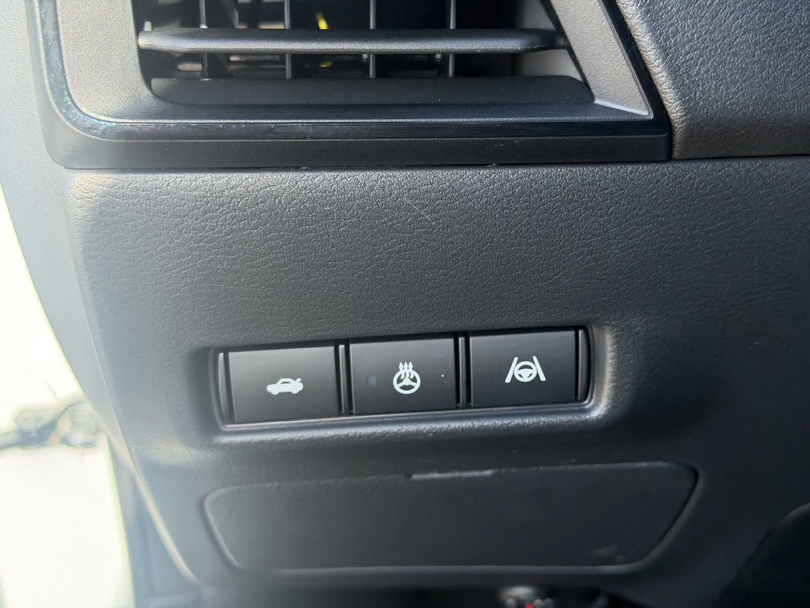 New 2026 Nissan Sentra SR w/ SR Premium Package FWD image 16