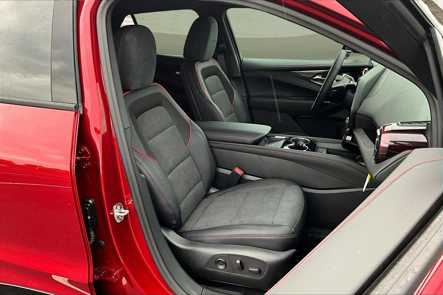 New 2025 Chevrolet Blazer EV RS AWD/4WD image 10