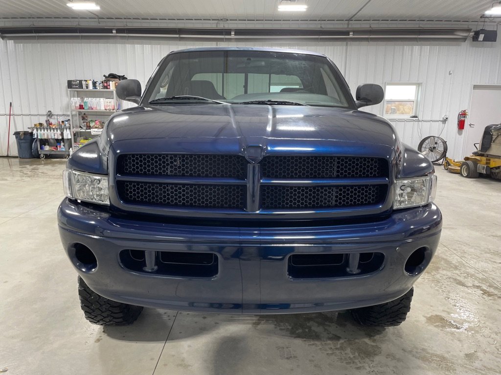 Used 2000 Dodge Ram 1500 Truck SLT image 2