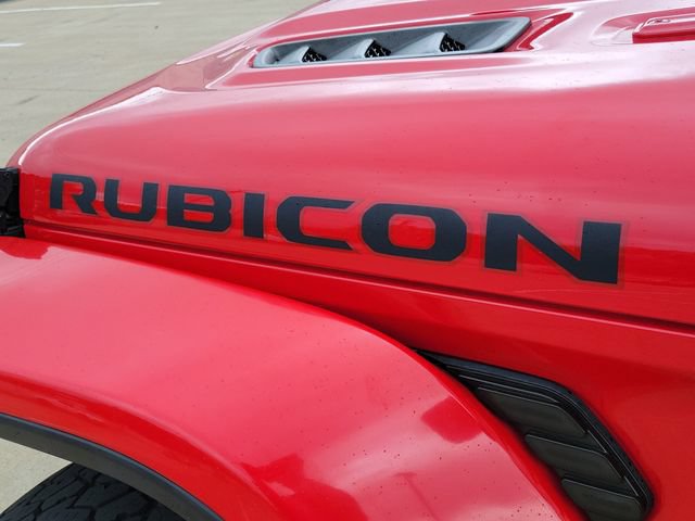 Used 2022 Jeep Gladiator Rubicon w/ Cold Weather Group AWD/4WD image 11