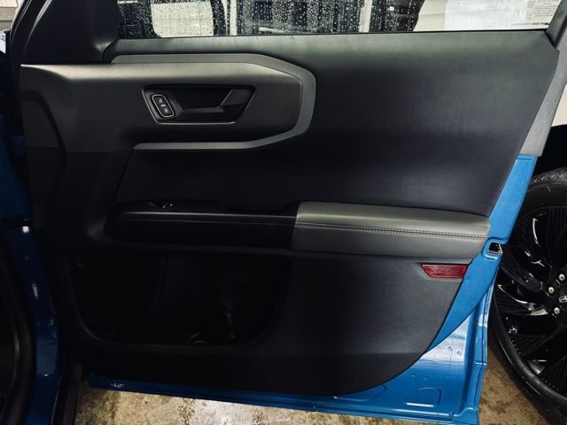 Used 2025 Ford Bronco Sport Badlands image 15