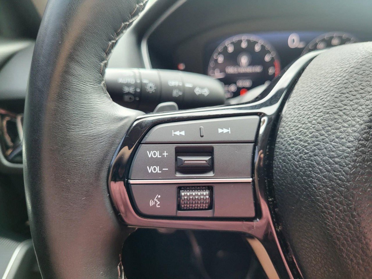 Used 2023 Honda Civic Touring image 21