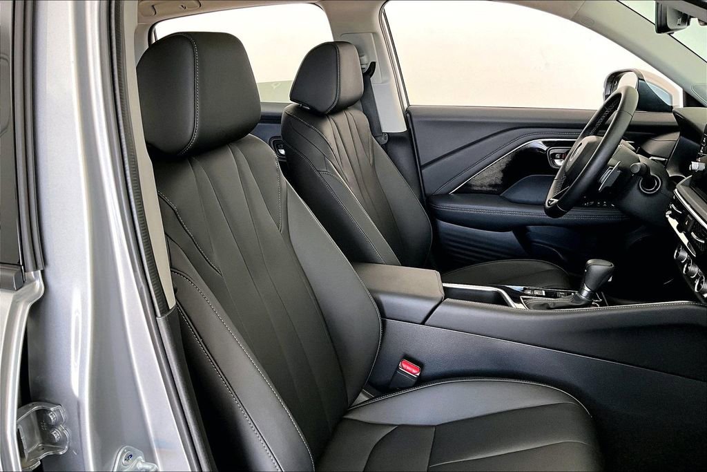 Certified 2025 Acura ADX FWD image 10