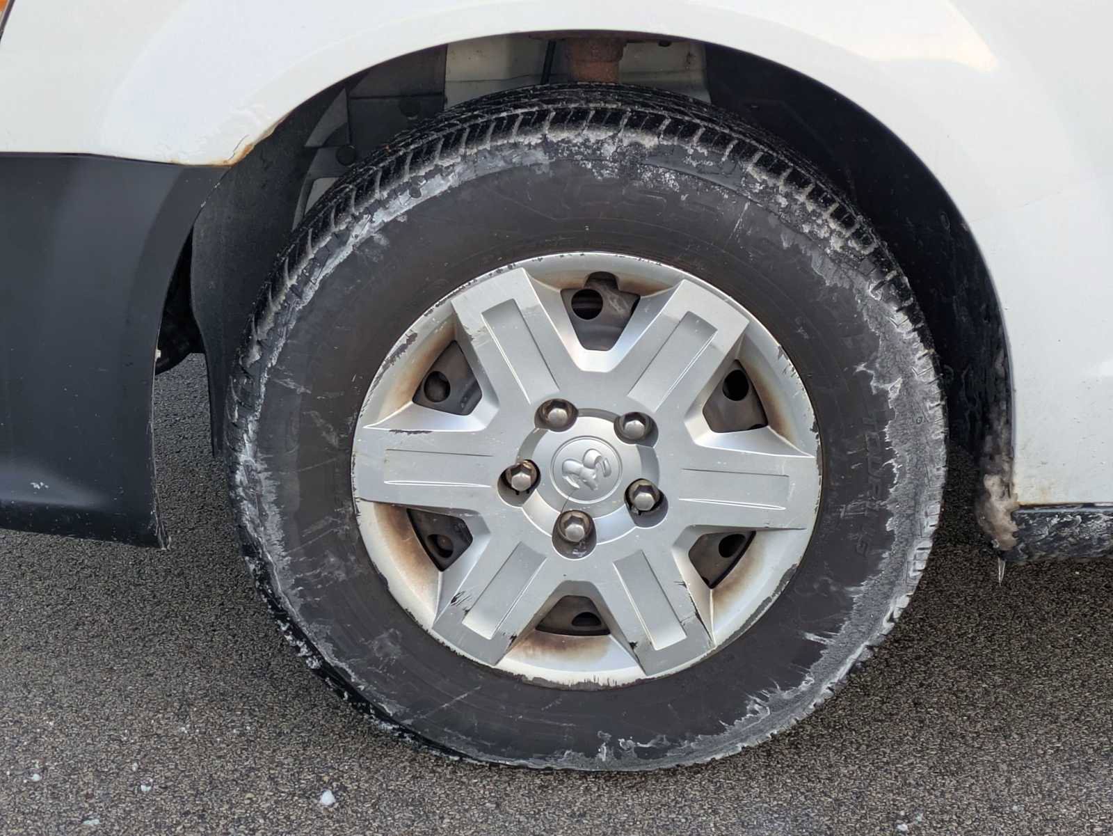 Used 2013 RAM C/V Tradesman image 10