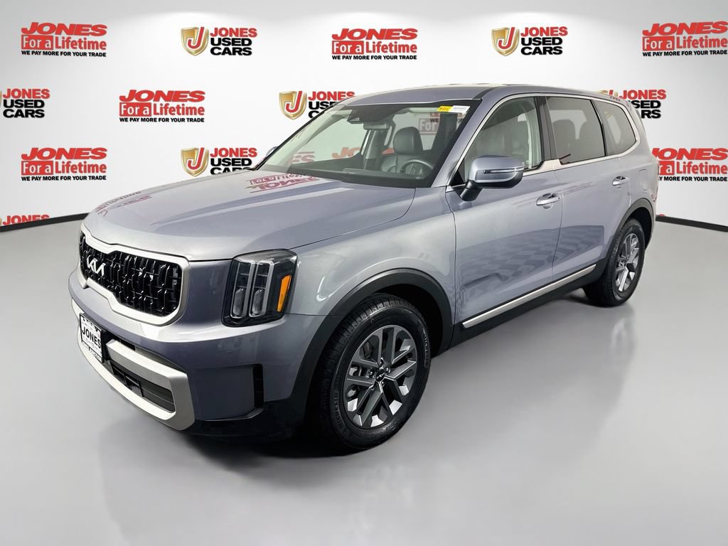 Used 2024 Kia Telluride LX AWD/4WD image 14