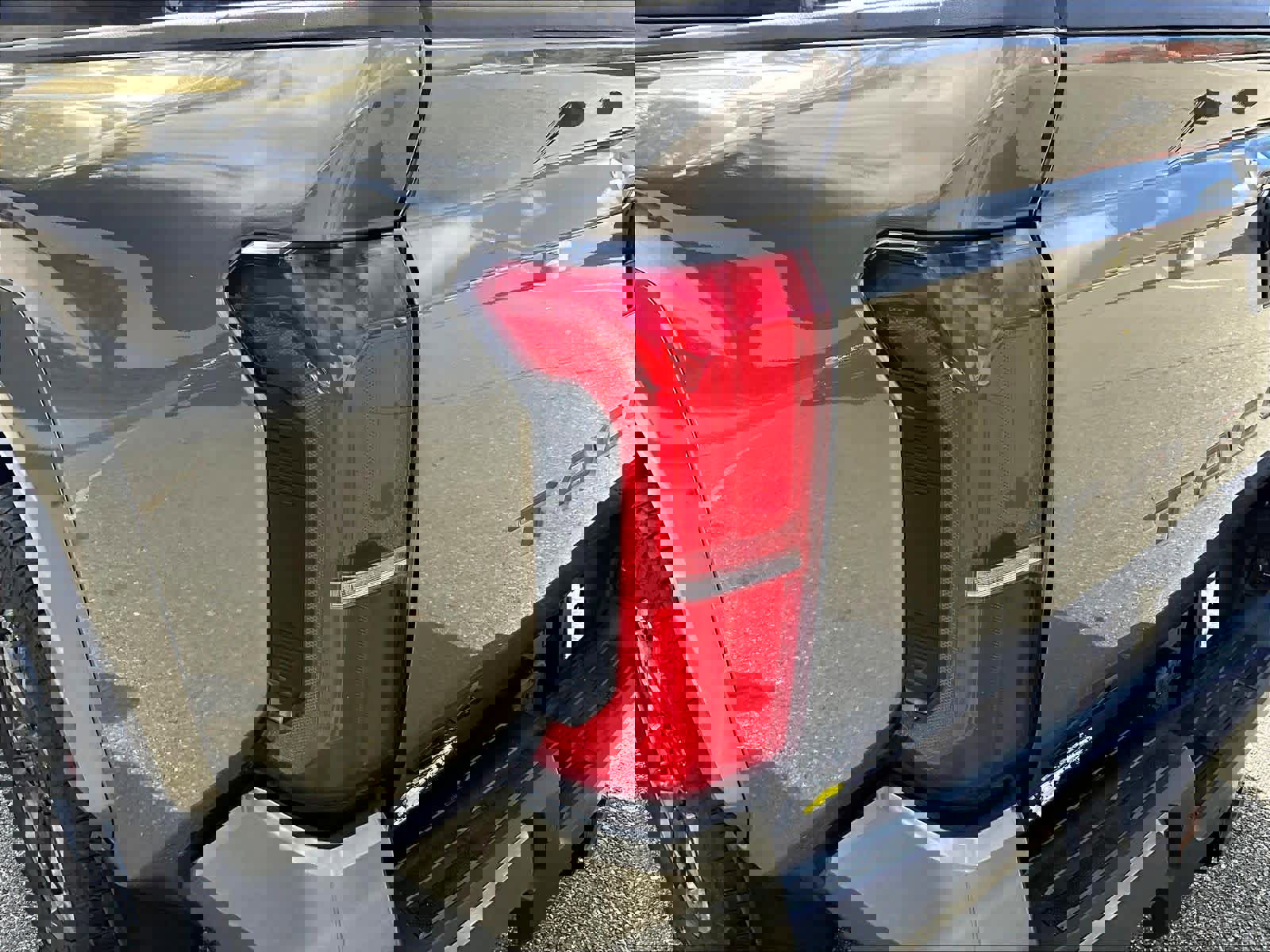 Used 2024 Toyota Tacoma TRD Sport image 33