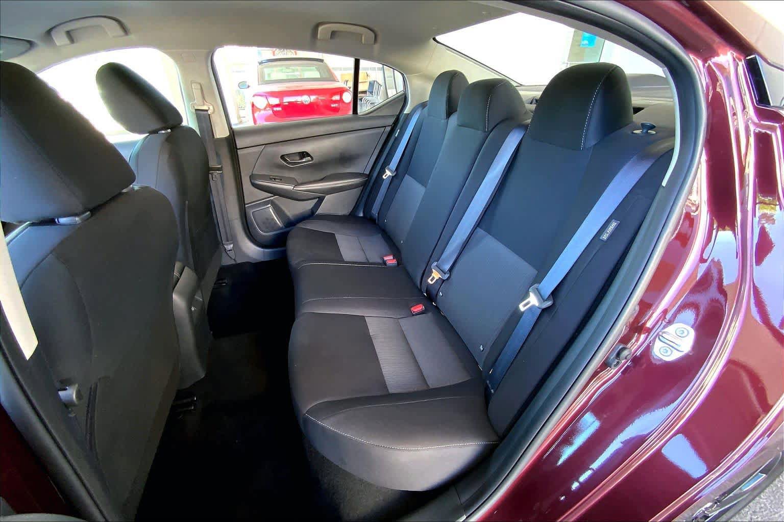 Used 2025 Nissan Sentra SV w/ Trunk Package FWD image 22