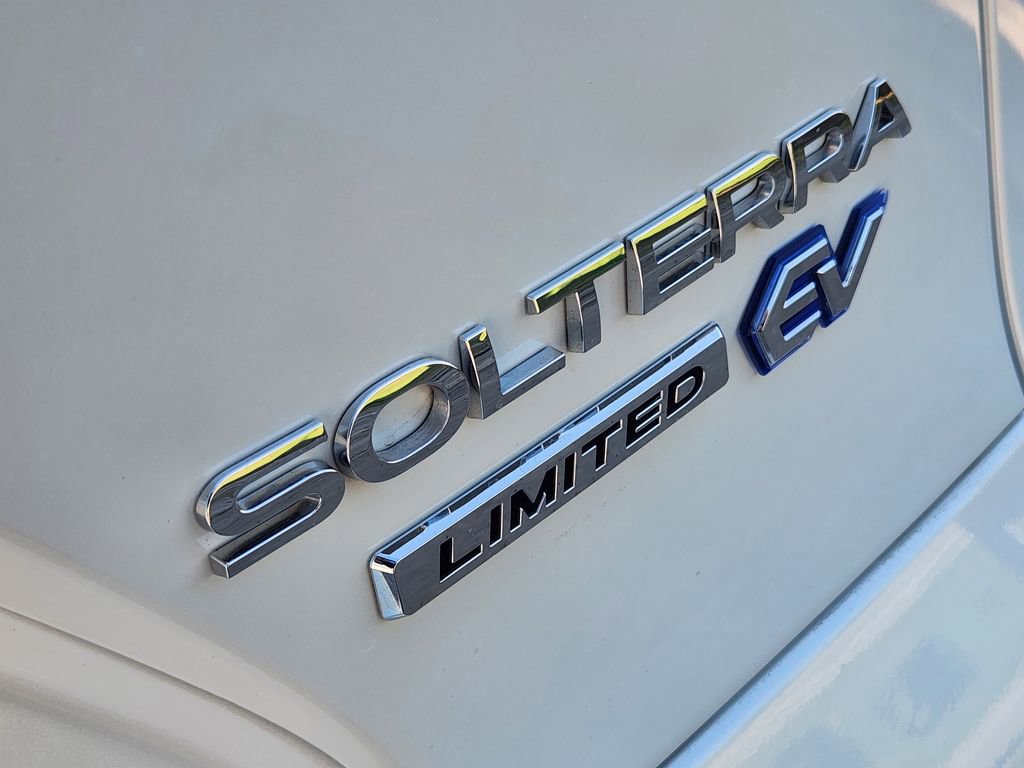 Used 2025 Subaru Solterra AWD/4WD image 12