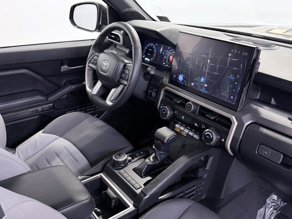 Used 2024 Toyota Tacoma TRD Sport image 17