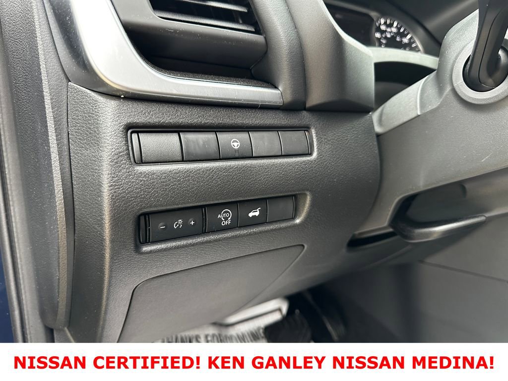 Certified 2026 Nissan Rogue SV AWD/4WD image 33