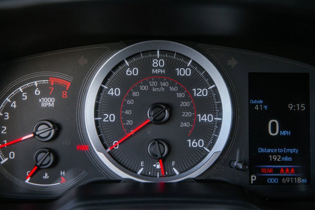 Used 2021 Toyota Corolla SE w/ Carpet Mat Package (TMS) image 17