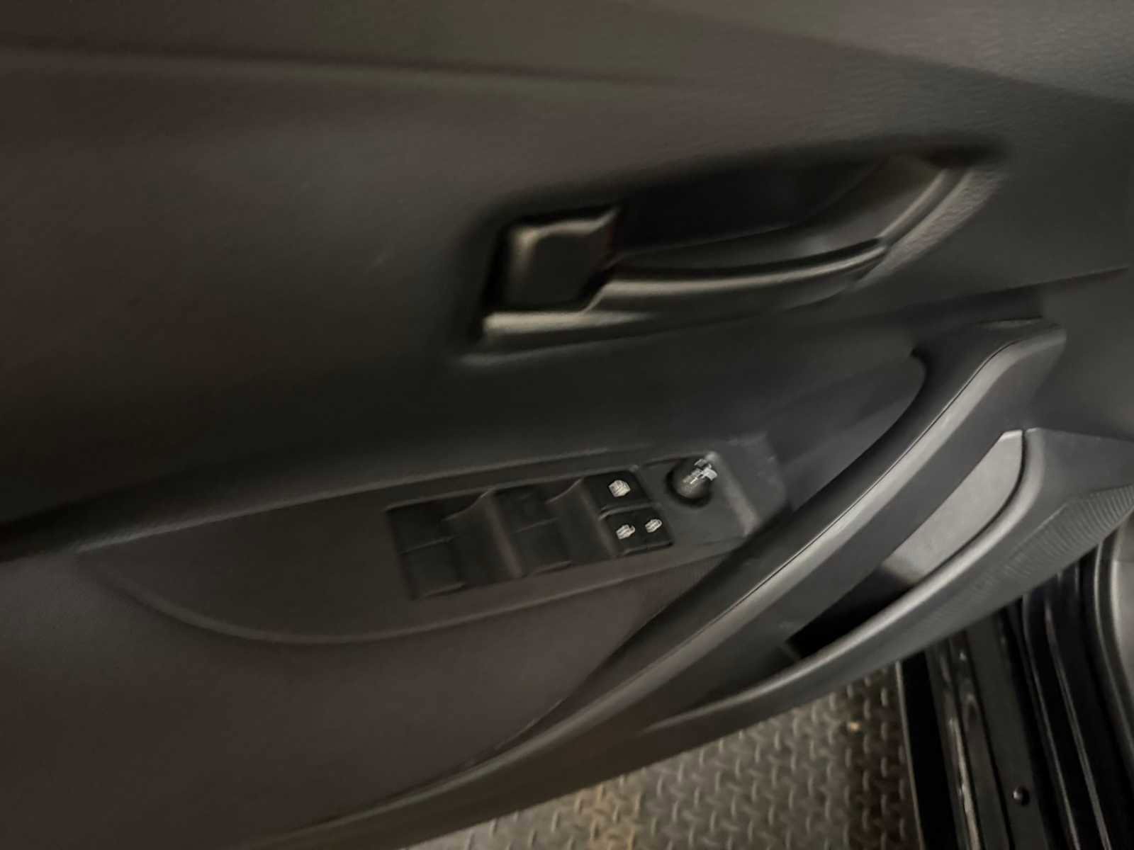 Certified 2024 Toyota Corolla LE image 21