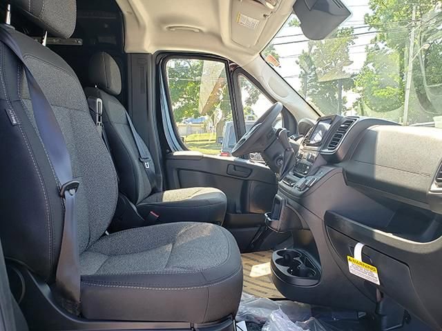 New 2024 RAM ProMaster 2500 w/ Quick Order Package 22G SLT image 19