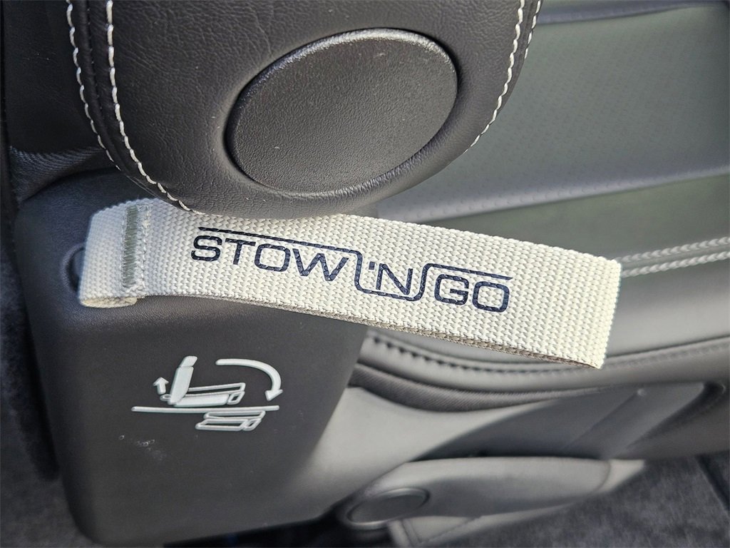 New 2026 Chrysler Pacifica Select image 19