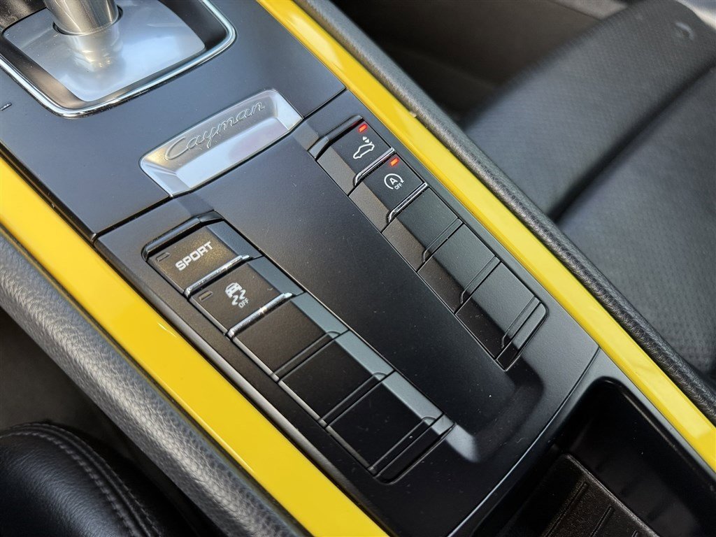 Used 2014 Porsche Cayman S image 28