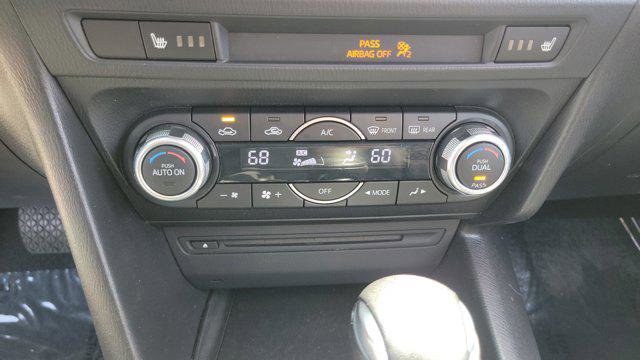 Used 2015 MAZDA MAZDA3 s Grand Touring w/ Technology Package image 29