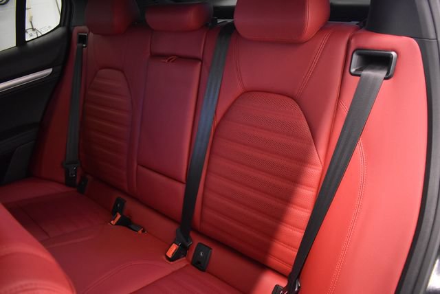 Used 2024 Alfa Romeo Stelvio Ti w/ Performance Driving Package AWD/4WD image 7