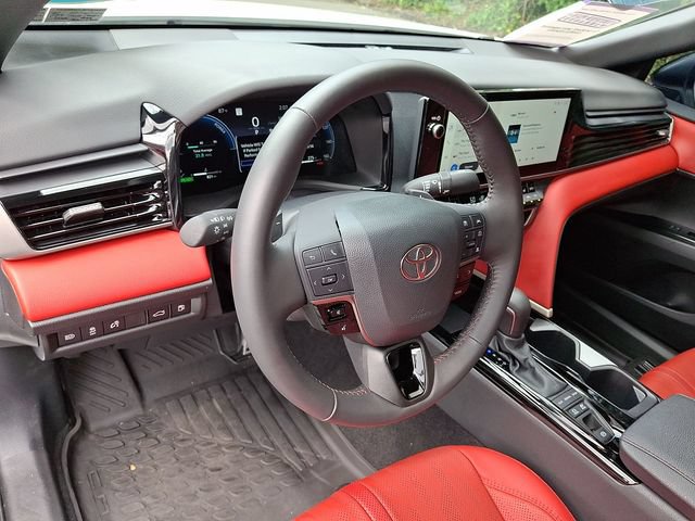 Used 2026 Toyota Camry XSE FWD image 16