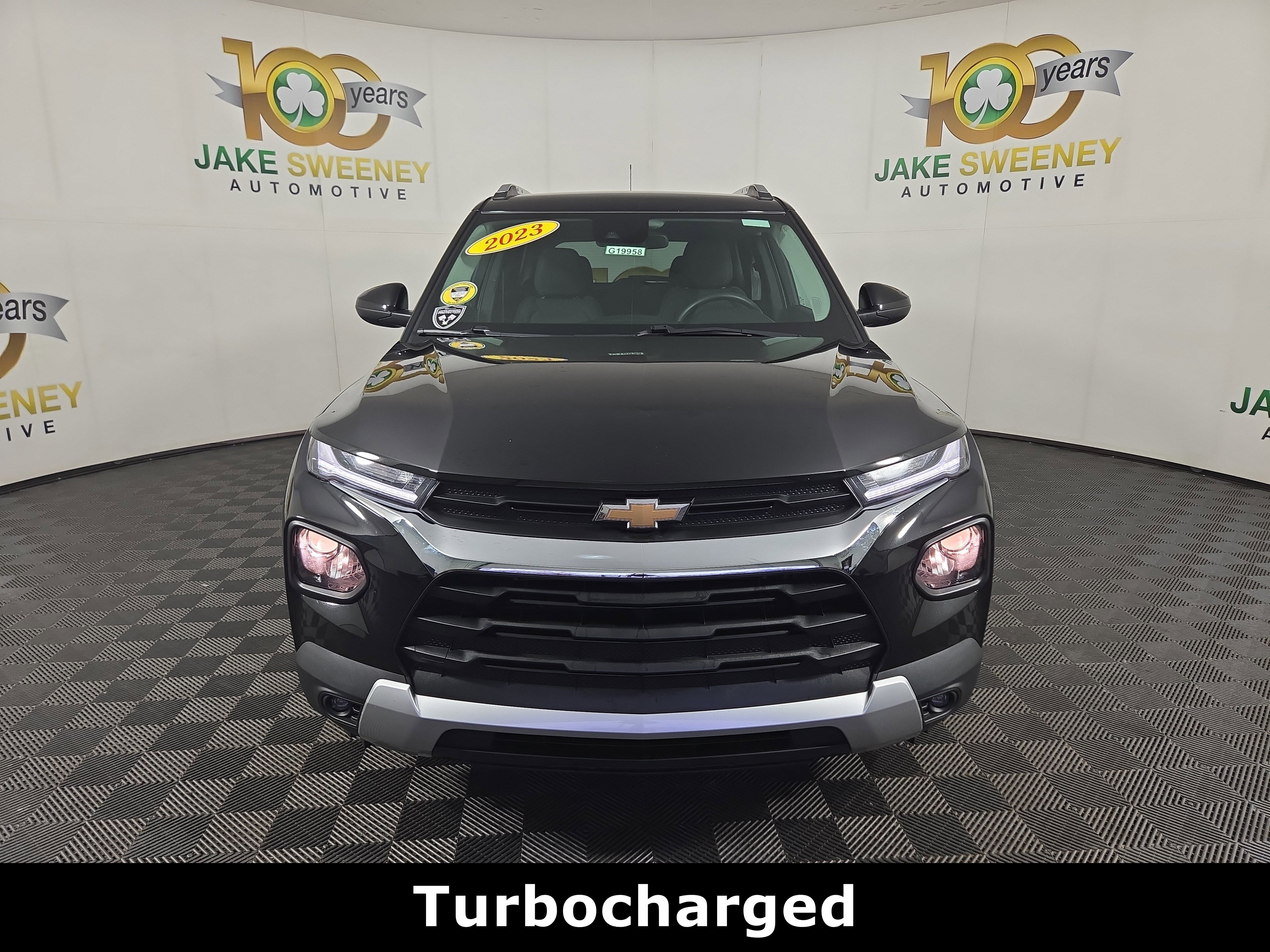 Used 2023 Chevrolet TrailBlazer LT image 2
