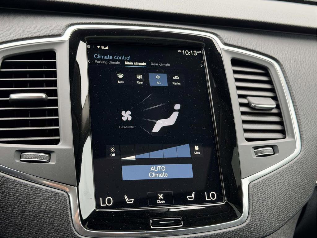 Used 2022 Volvo XC90 T5 Momentum w/ Climate Package FWD image 5