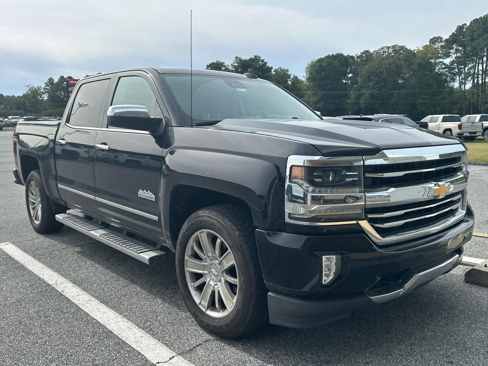 Used 2018 Chevrolet Silverado 1500 High Country AWD/4WD image 6