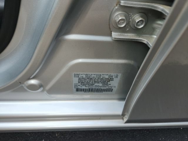 Used 2016 Nissan Sentra SL w/ Technology Package FWD image 12