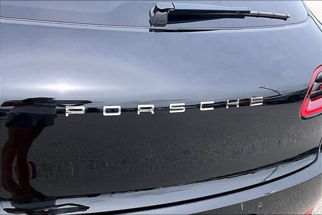 Used 2018 Porsche Macan AWD/4WD image 33