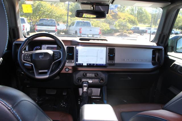 Used 2022 Ford Bronco Outer Banks AWD/4WD image 6
