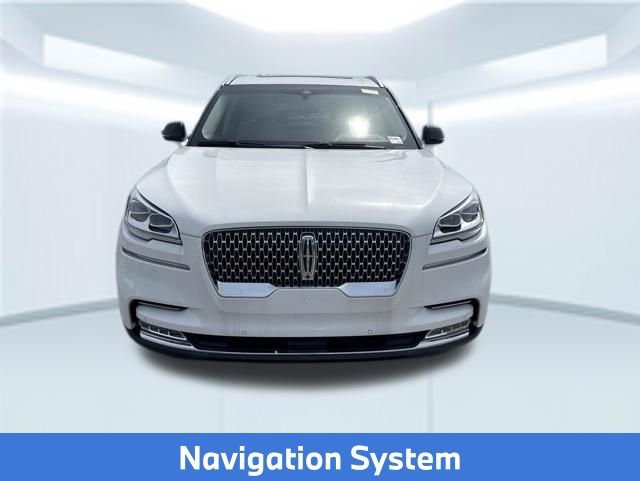 Used 2020 Lincoln Aviator Reserve w/ Equipment Group 202A AWD/4WD image 2
