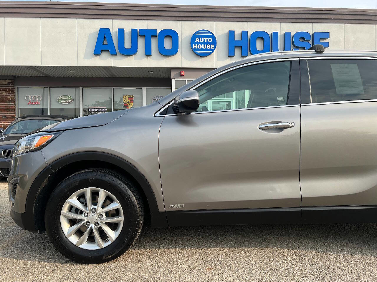 Used 2016 Kia Sorento AWD image 35