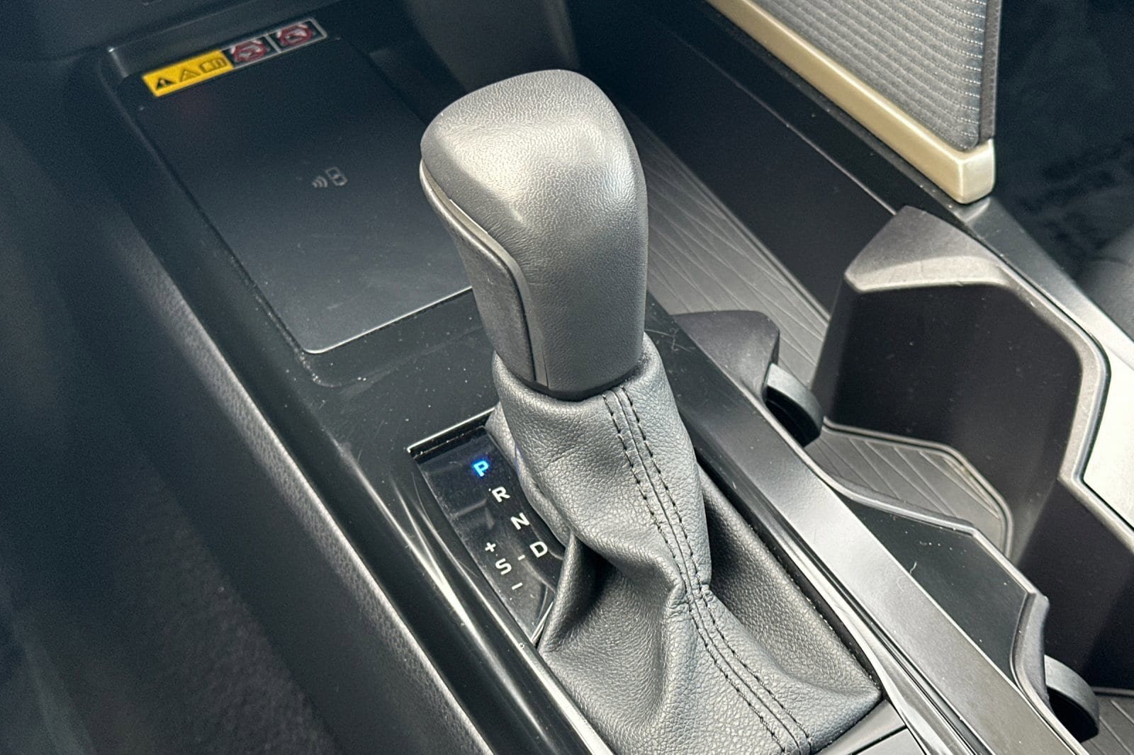 Certified 2025 Toyota Camry SE FWD image 20