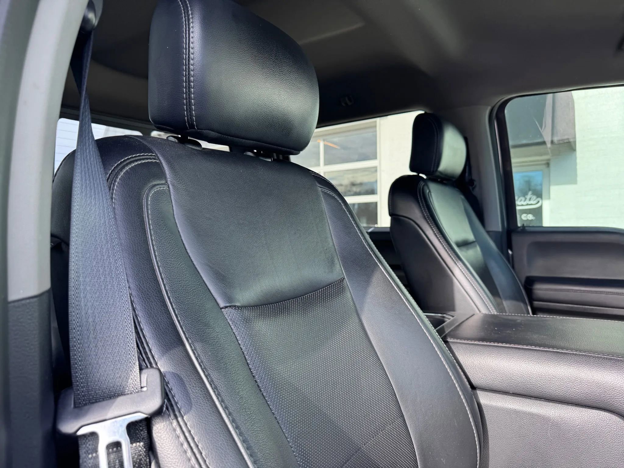 Used 2019 Ford F250 Lariat w/ Lariat Ultimate Package image 17