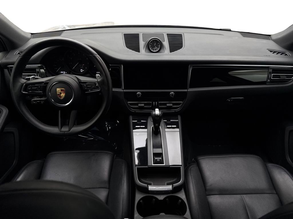 Used 2023 Porsche Macan image 50